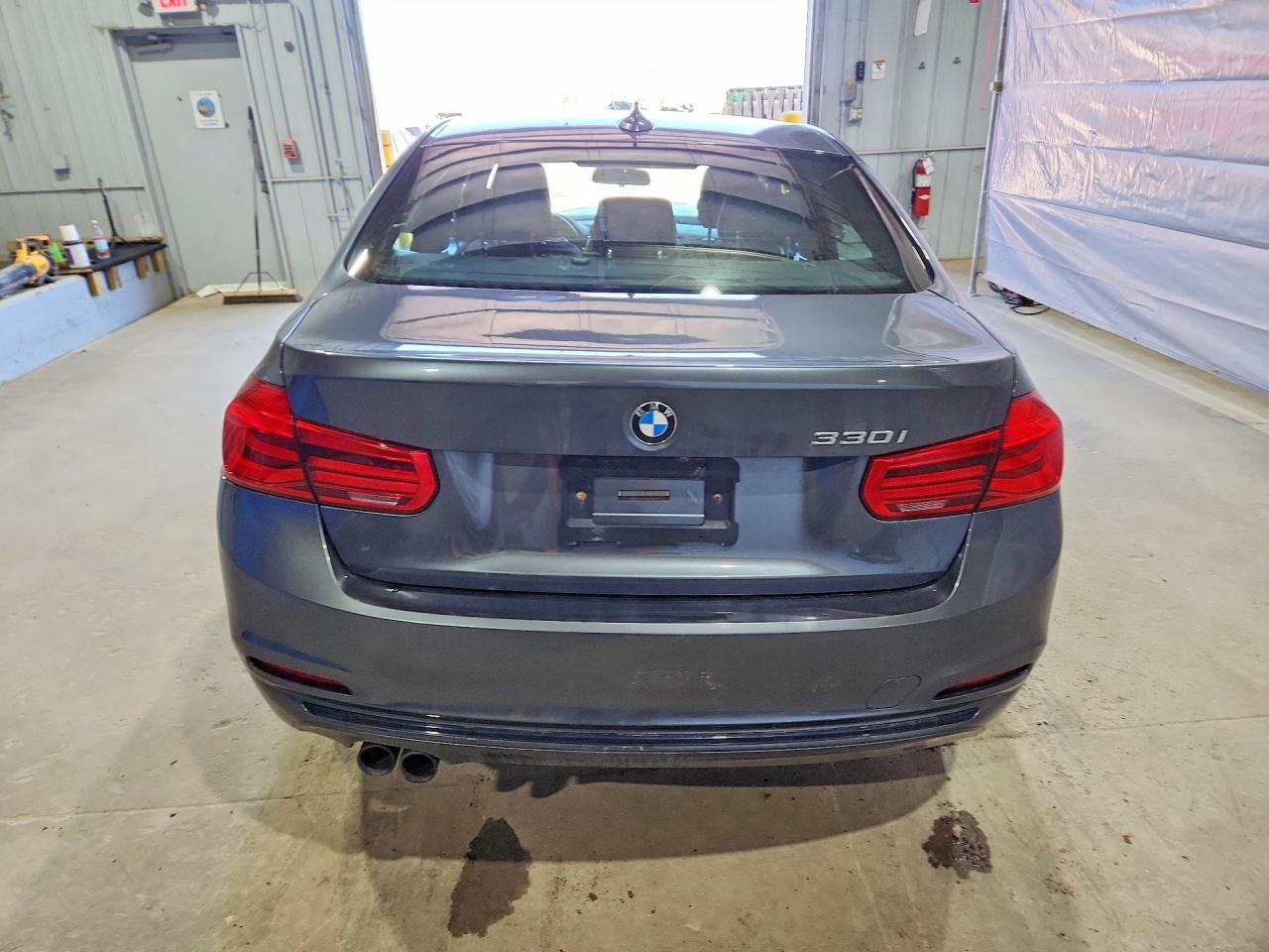 2018 BMW 330 Xi - Image 6