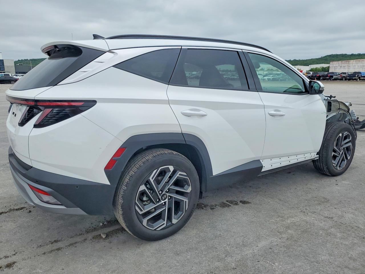 2025 Hyundai Tucson Limited - Фото 3