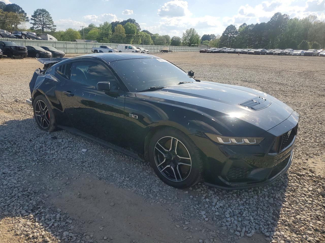 2024 Ford Mustang Gt - Image 4