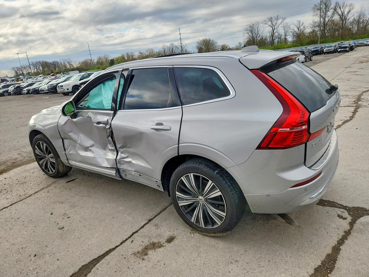 2022 Volvo Xc60 B5 Inscription - Фото 2