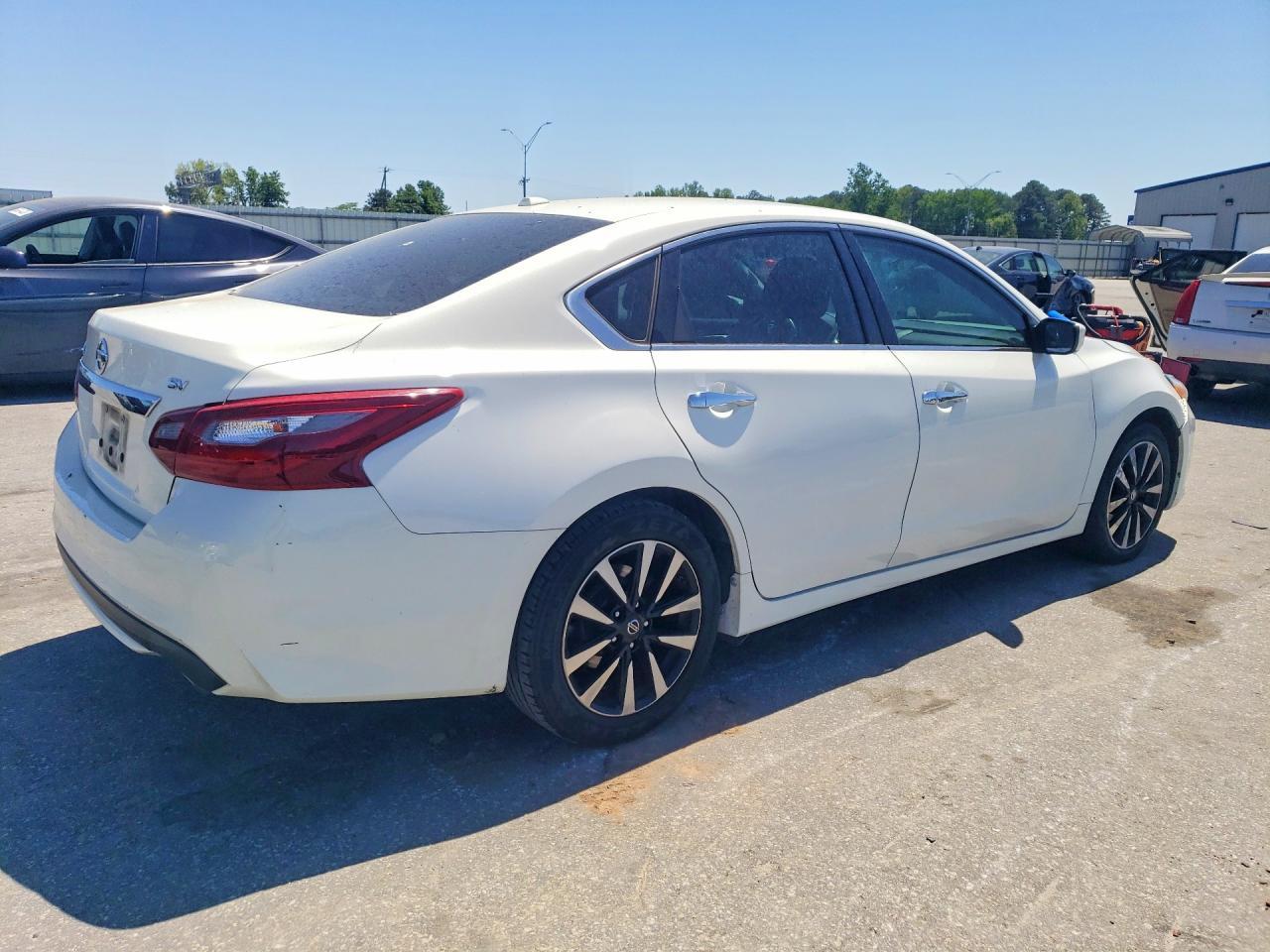 2018 Nissan Altima 2.5 Sv - Фото 3