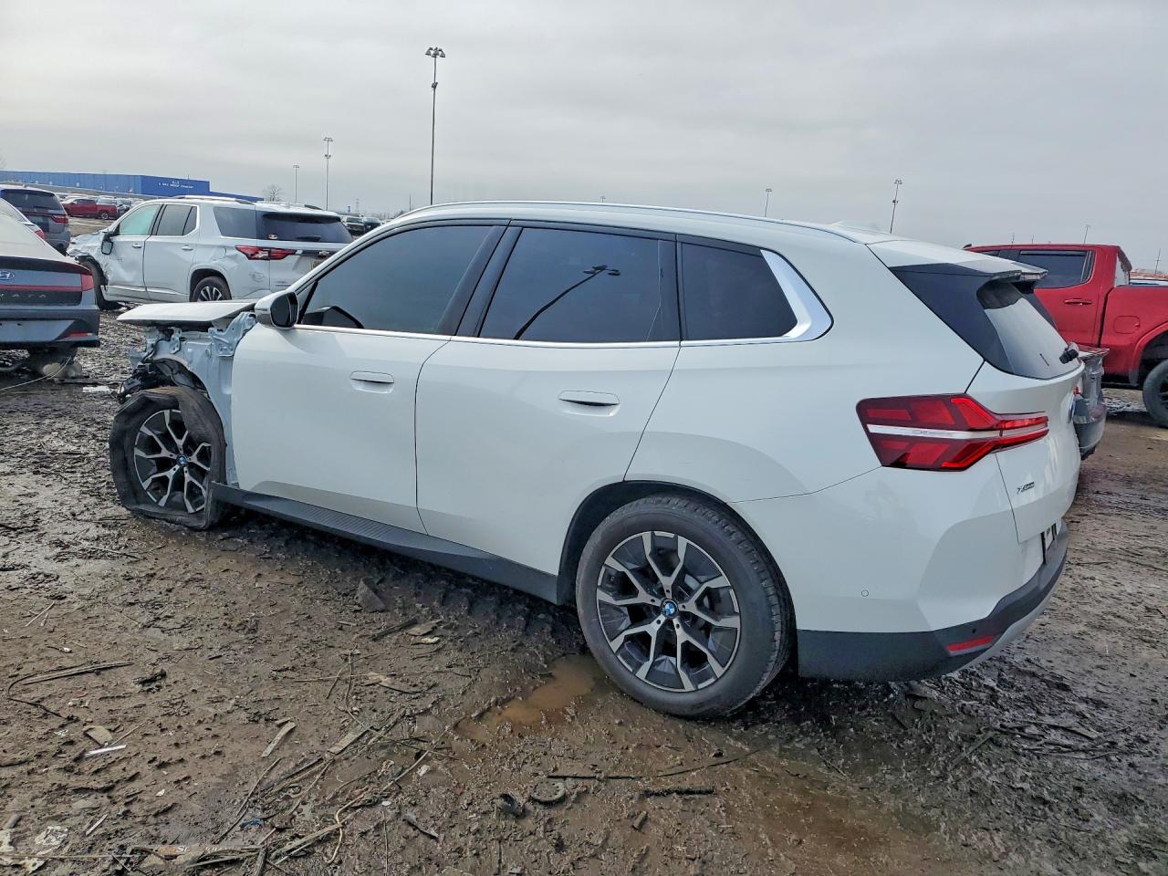 2025 BMW X3 30 xDrive - Фото 2