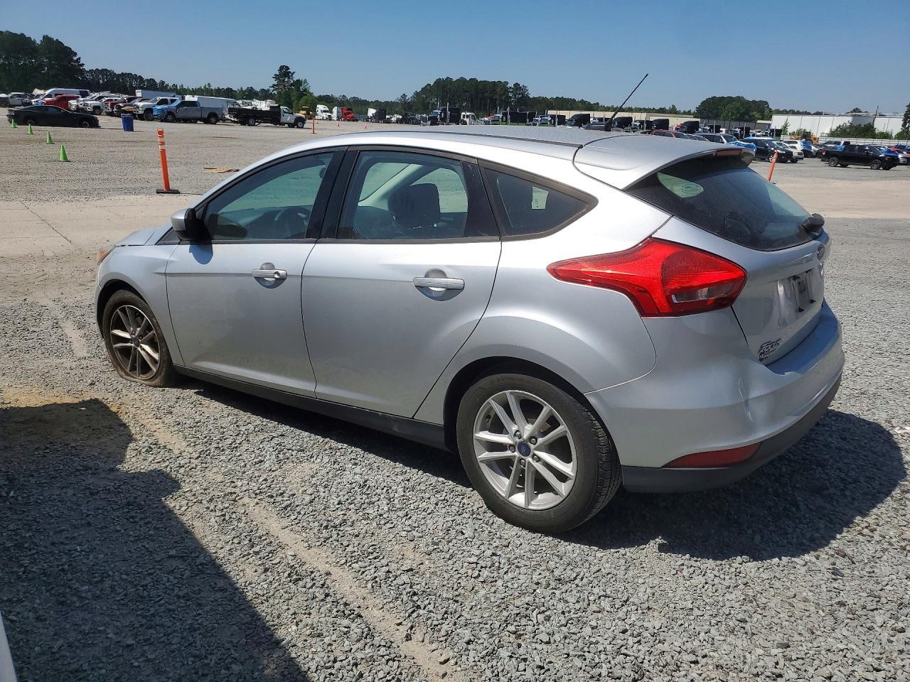 2018 Ford Focus Se - Фото 2