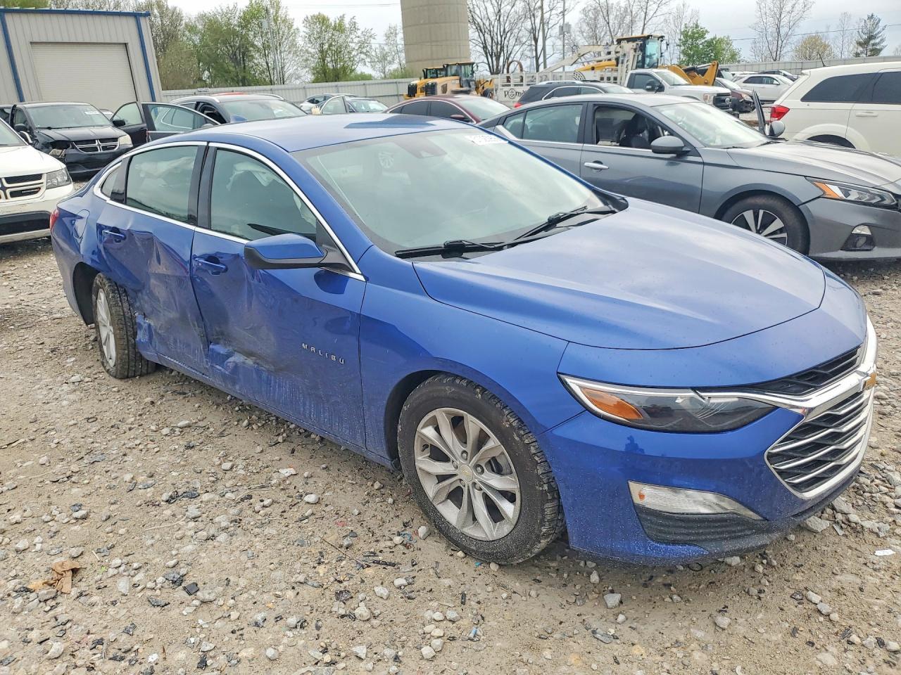 2023 Chevrolet Malibu Lt - Image 4