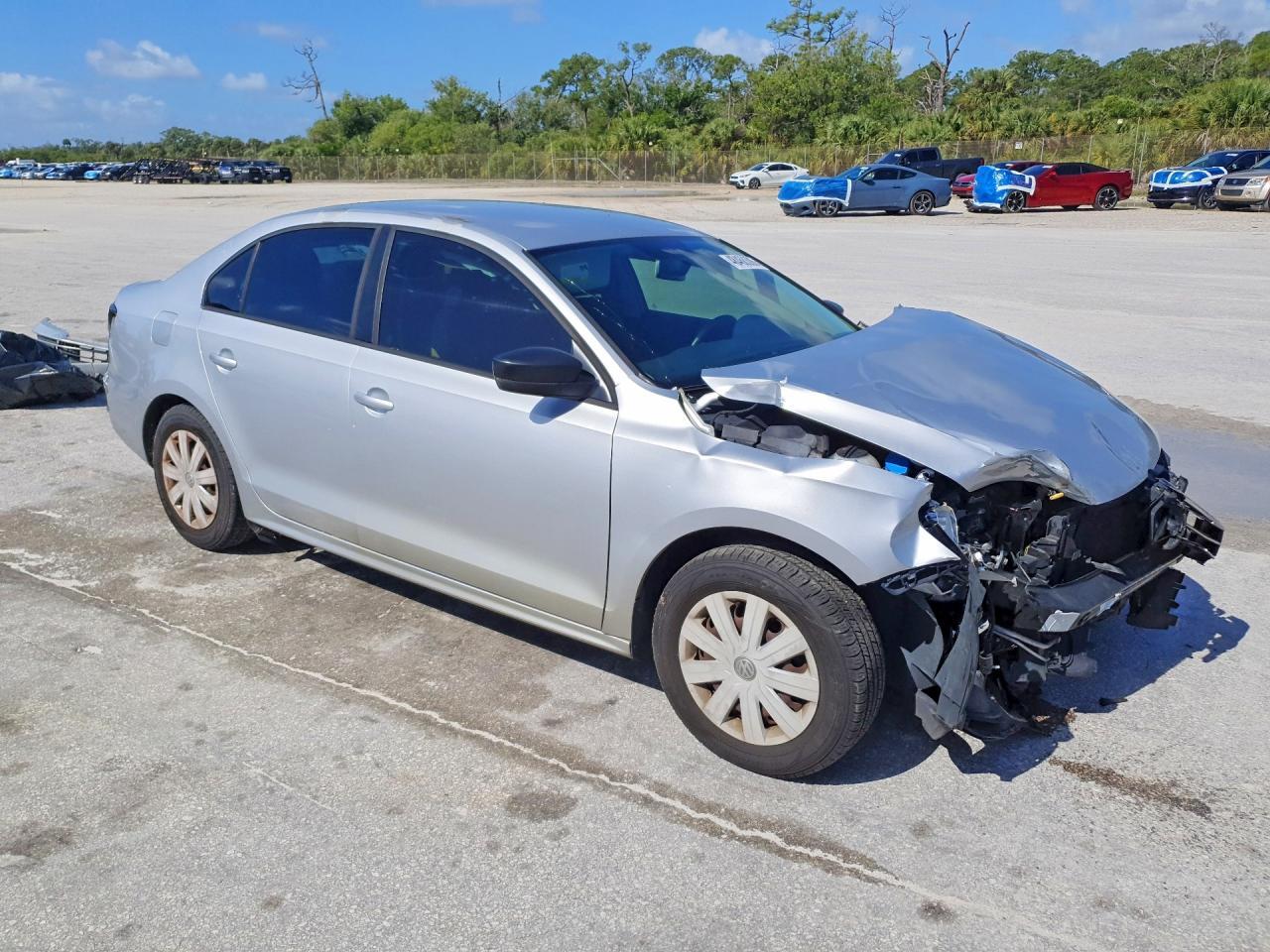 2016 Volkswagen Jetta S - Фото 4