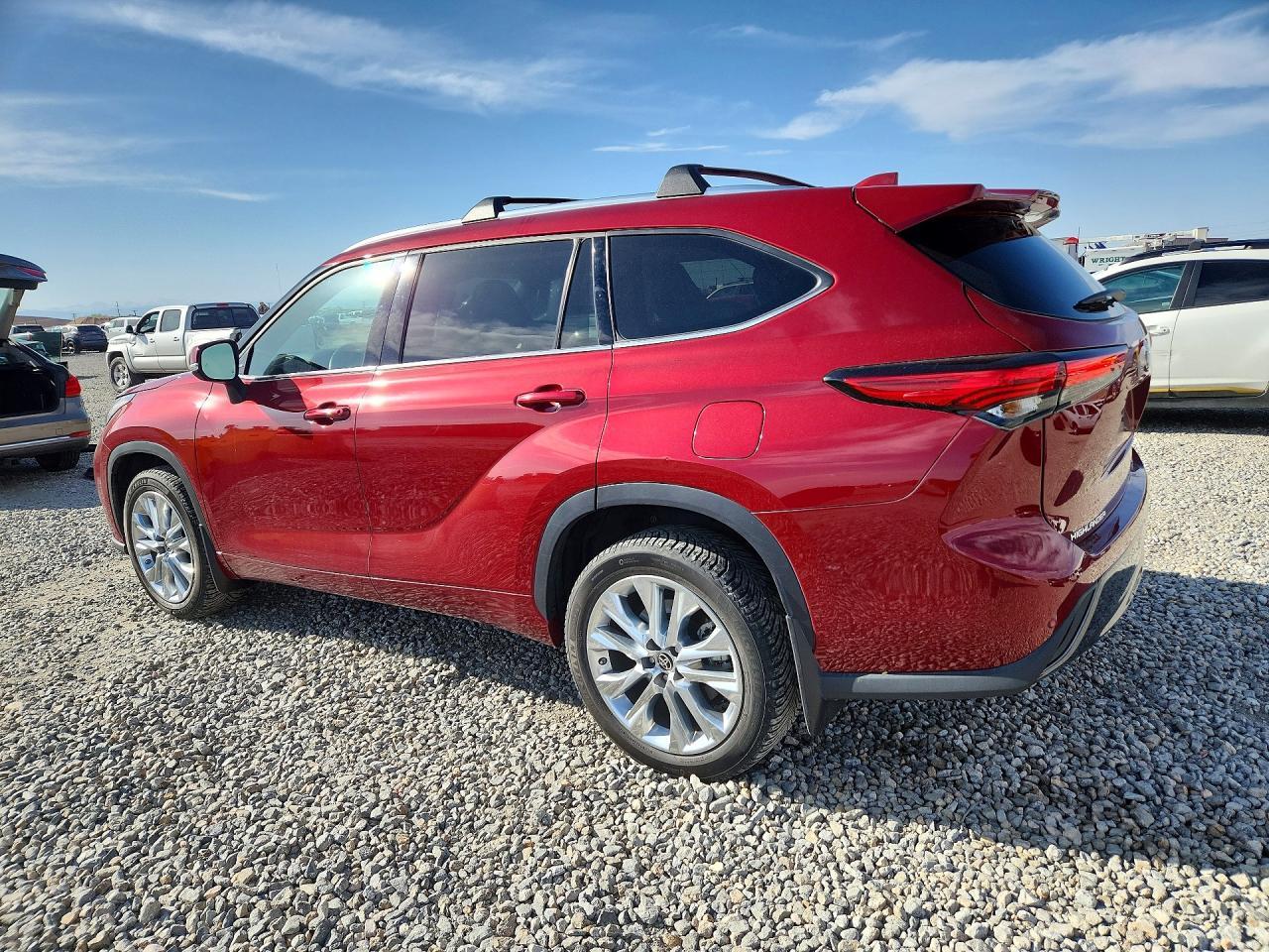 2022 Toyota Highlander Limited - Фото 2