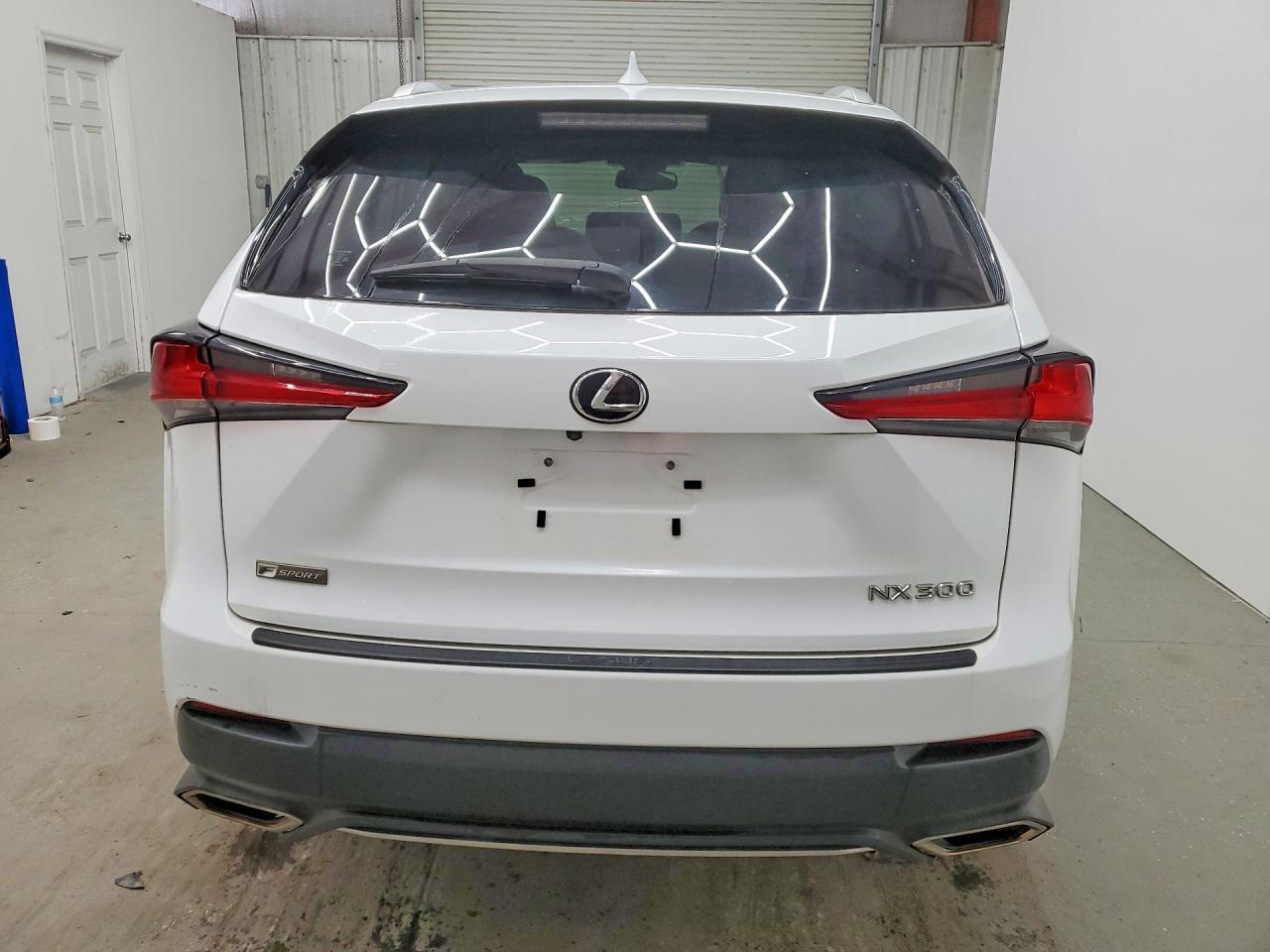 2021 Lexus Nx 300 F Sport - Image 6