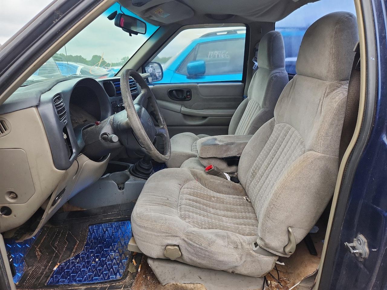 1999 Chevrolet S Truck S10 - Image 7