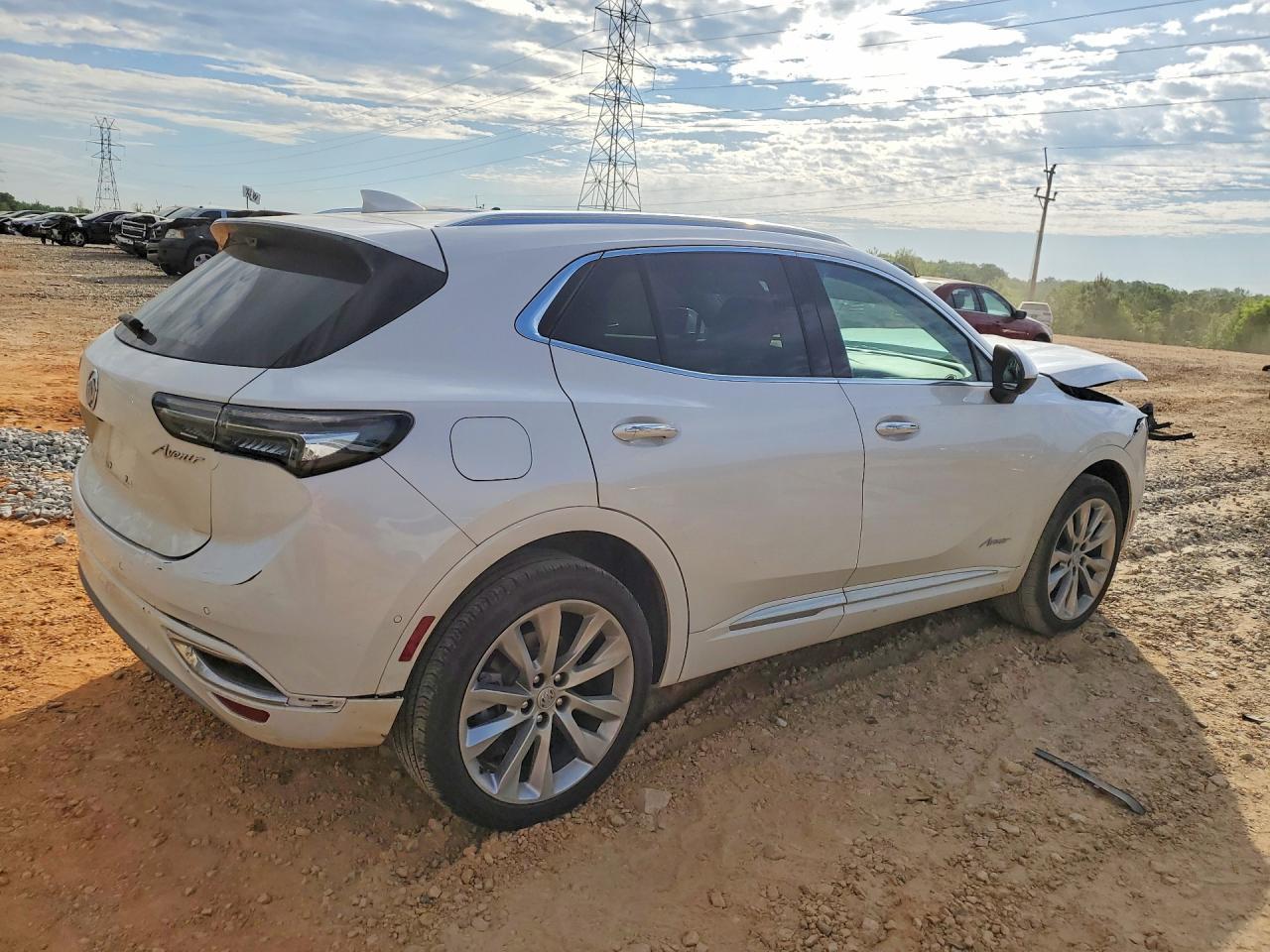 2023 Buick Envision Avenir - Image 3