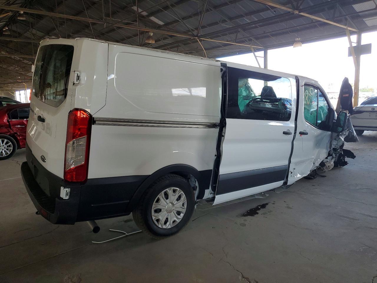 2024 Ford Transit T-250 - Фото 3