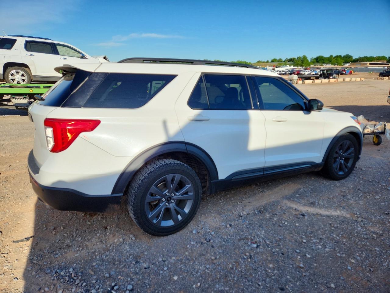 2021 Ford Explorer Xlt - Image 3