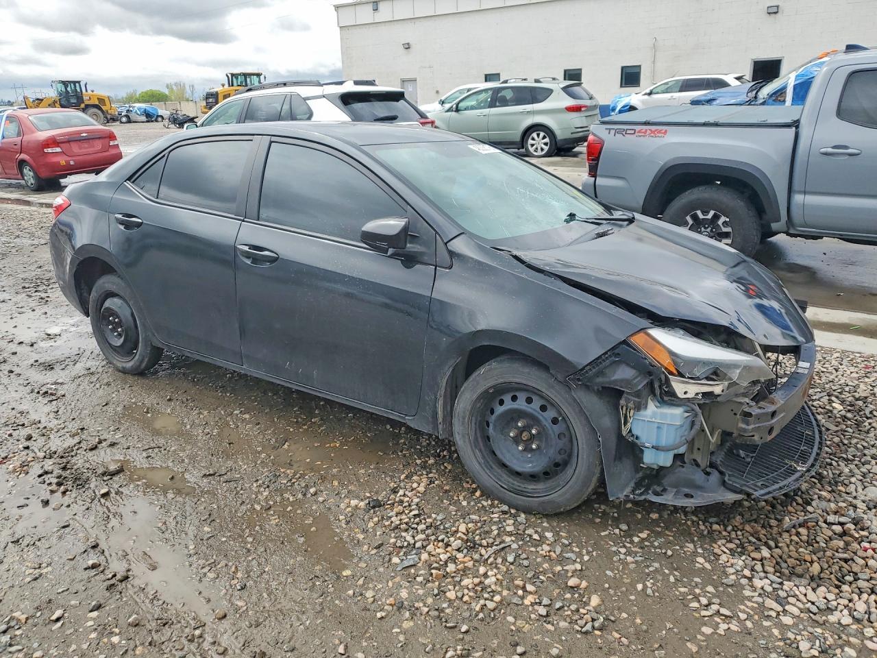2016 Toyota Corolla Le - Фото 4