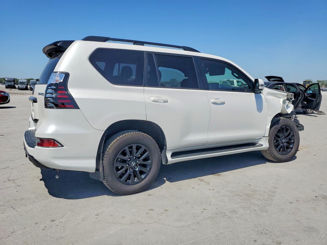 2023 Lexus Gx 460 - Фото 3