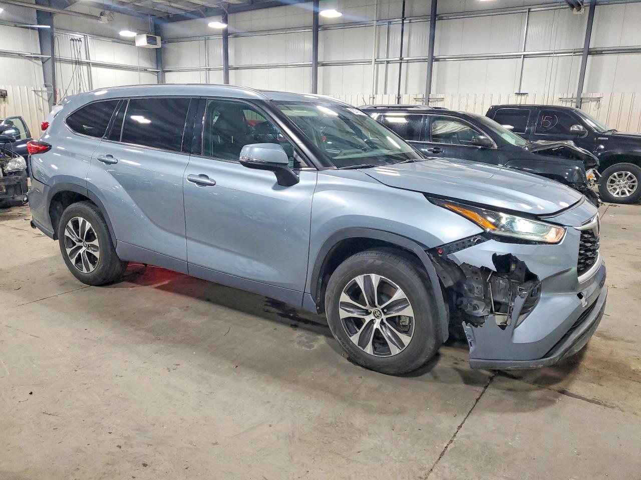 2021 Toyota Highlander Xle - Фото 4