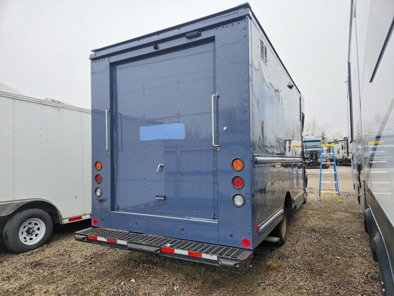 2021 Ford Transit T-350 Step Van ** Cln Title * Pri Fleet * Driveshaft Disconnected ** - Фото 3