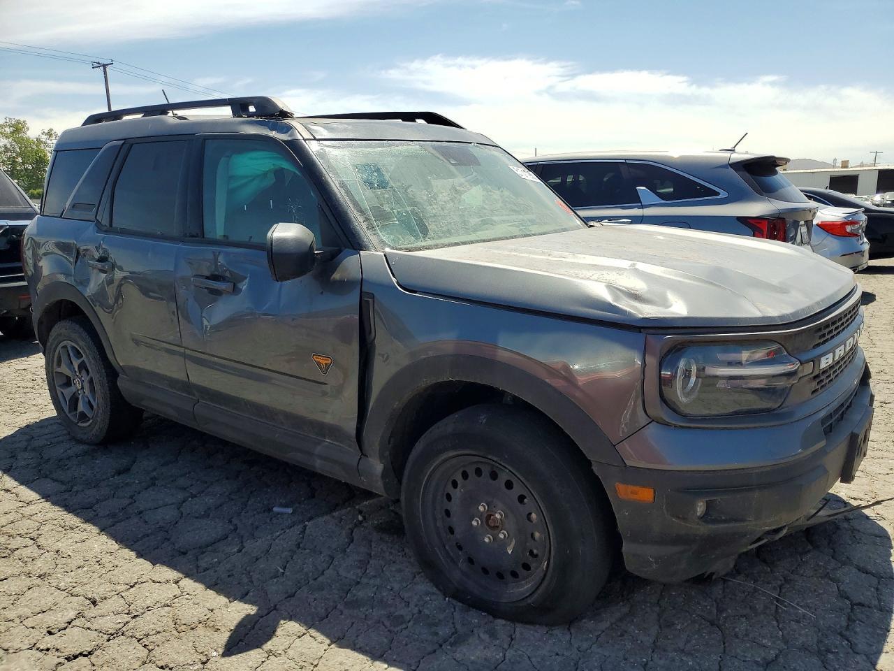 2022 Ford Bronco Sport Badlands - Image 4