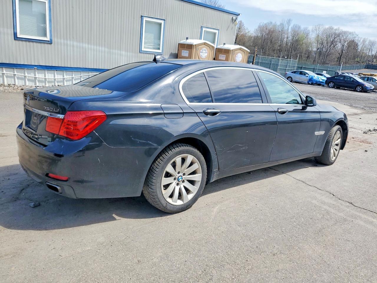 2010 BMW 750 Li xDrive - Фото 3