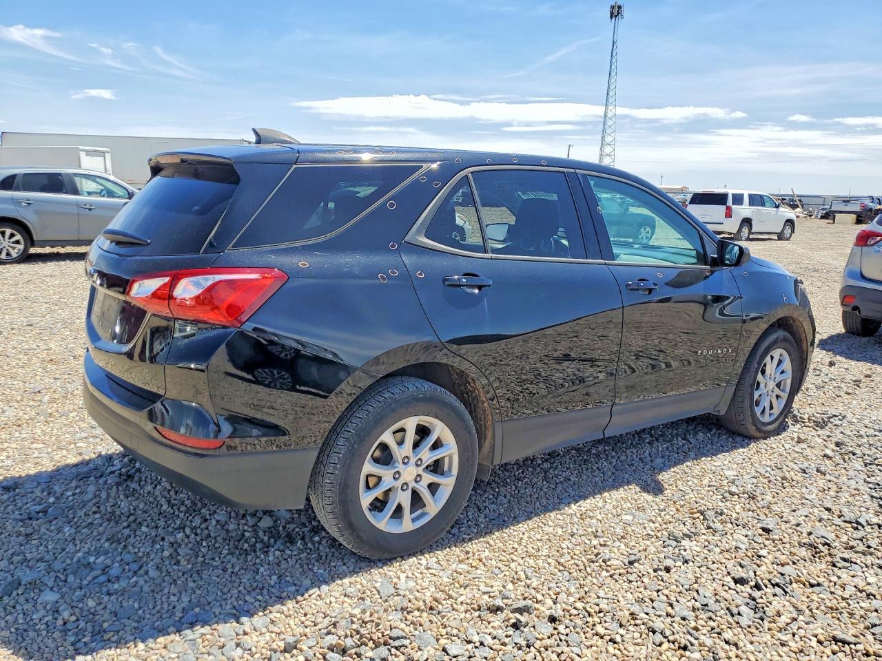 2019 Chevrolet Equinox Ls - Фото 3