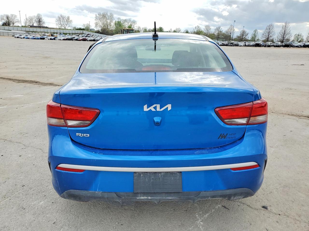 2022 Kia Rio S - Фото 6