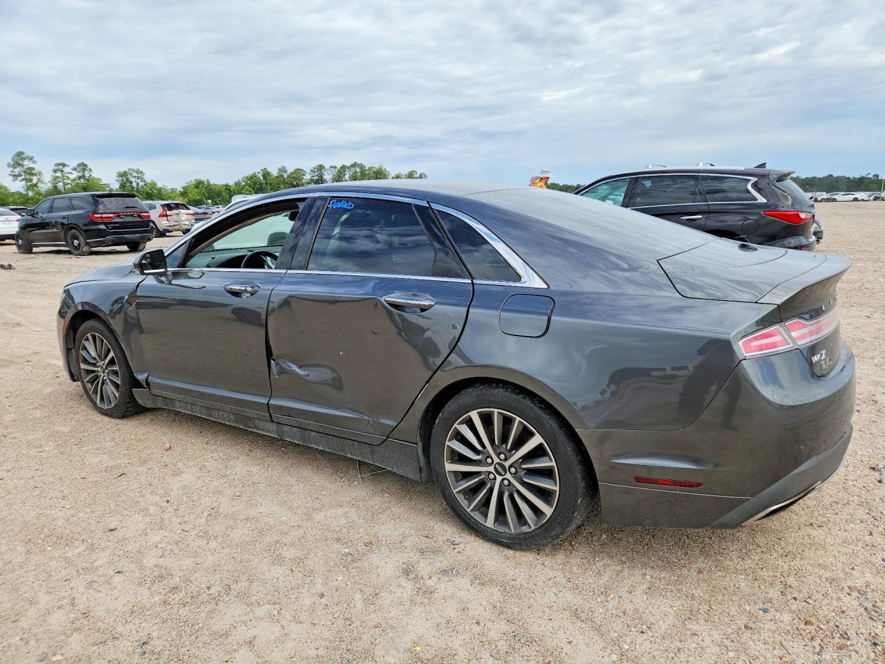 2017 Lincoln Mkz Premiere - Image 2
