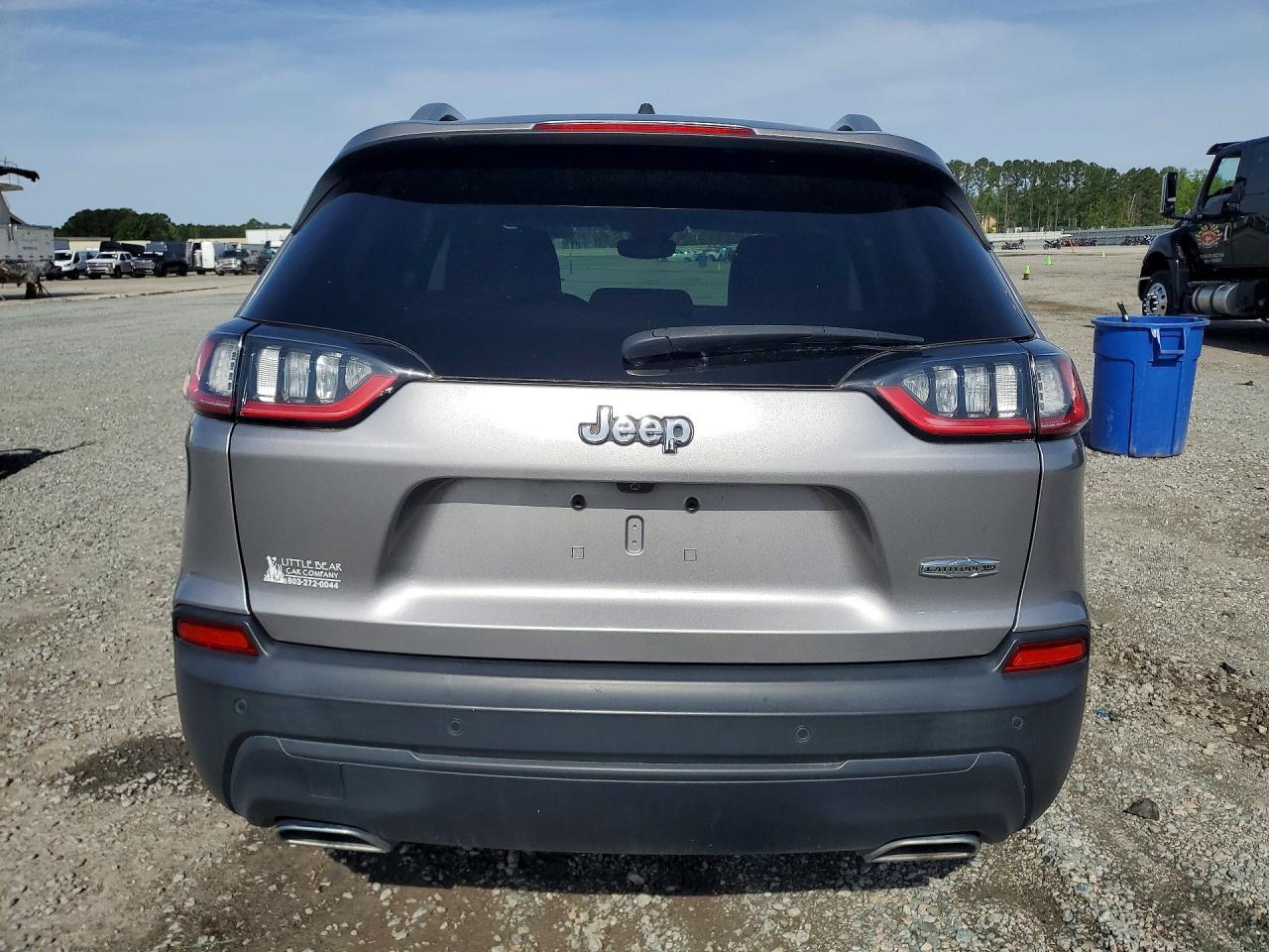 2021 Jeep Cherokee Latitude Lux - Image 6