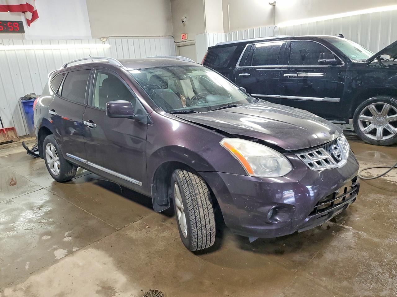 2011 Nissan Rogue S - Image 4
