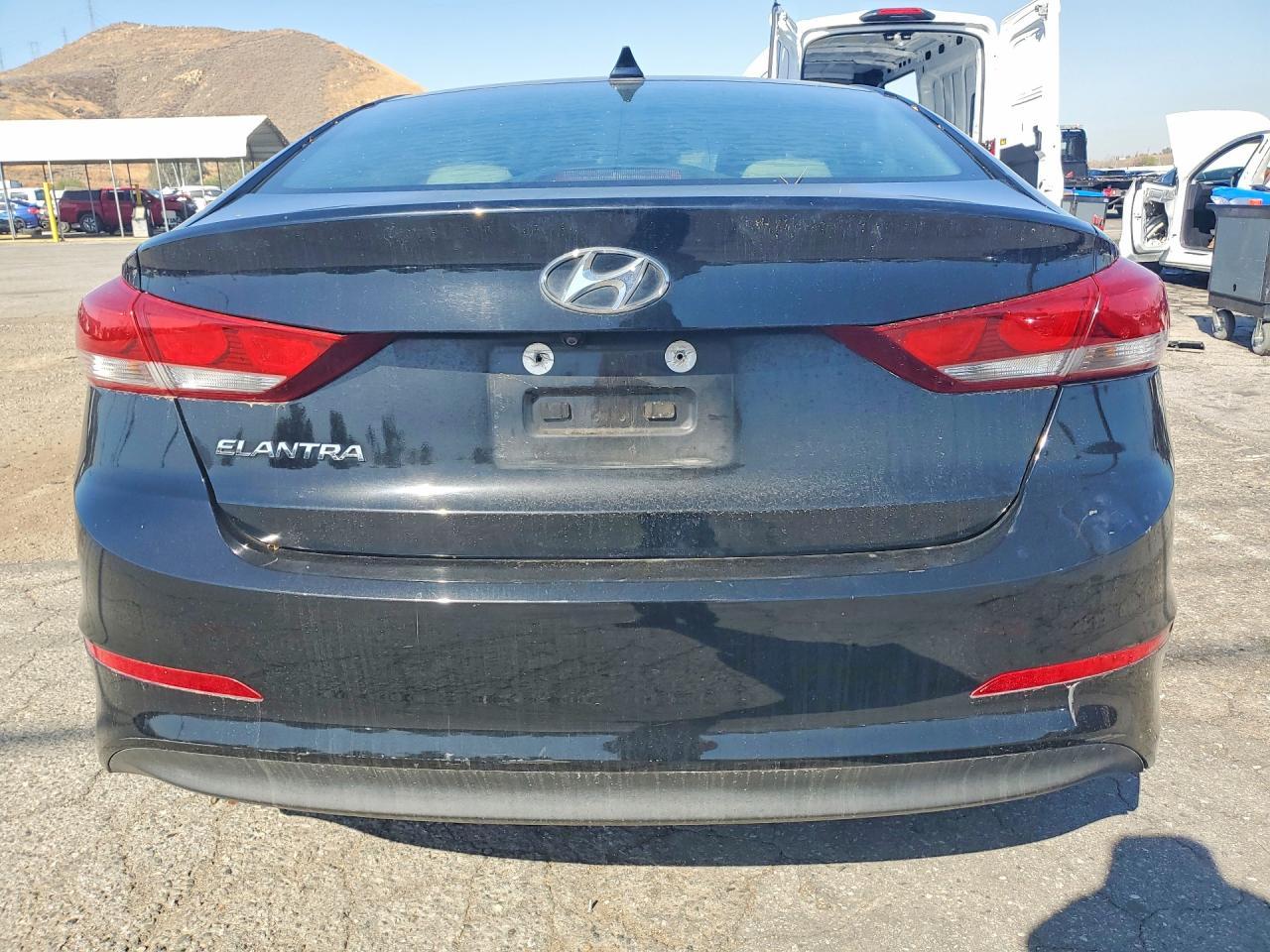 2017 Hyundai Elantra Se - Фото 6
