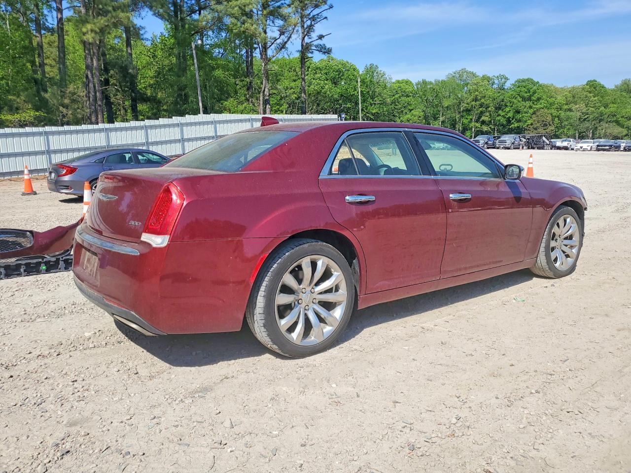 2018 Chrysler 300 Limited - Фото 3