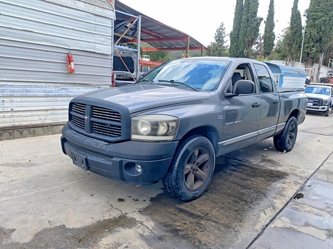 2006 Dodge Ram 1500 St - Фото 2
