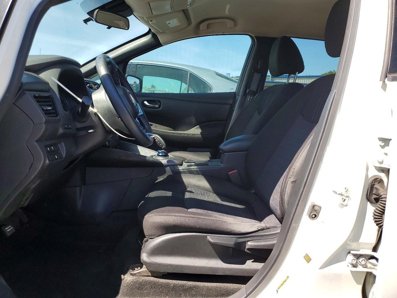 2023 Nissan Leaf S - Фото 7