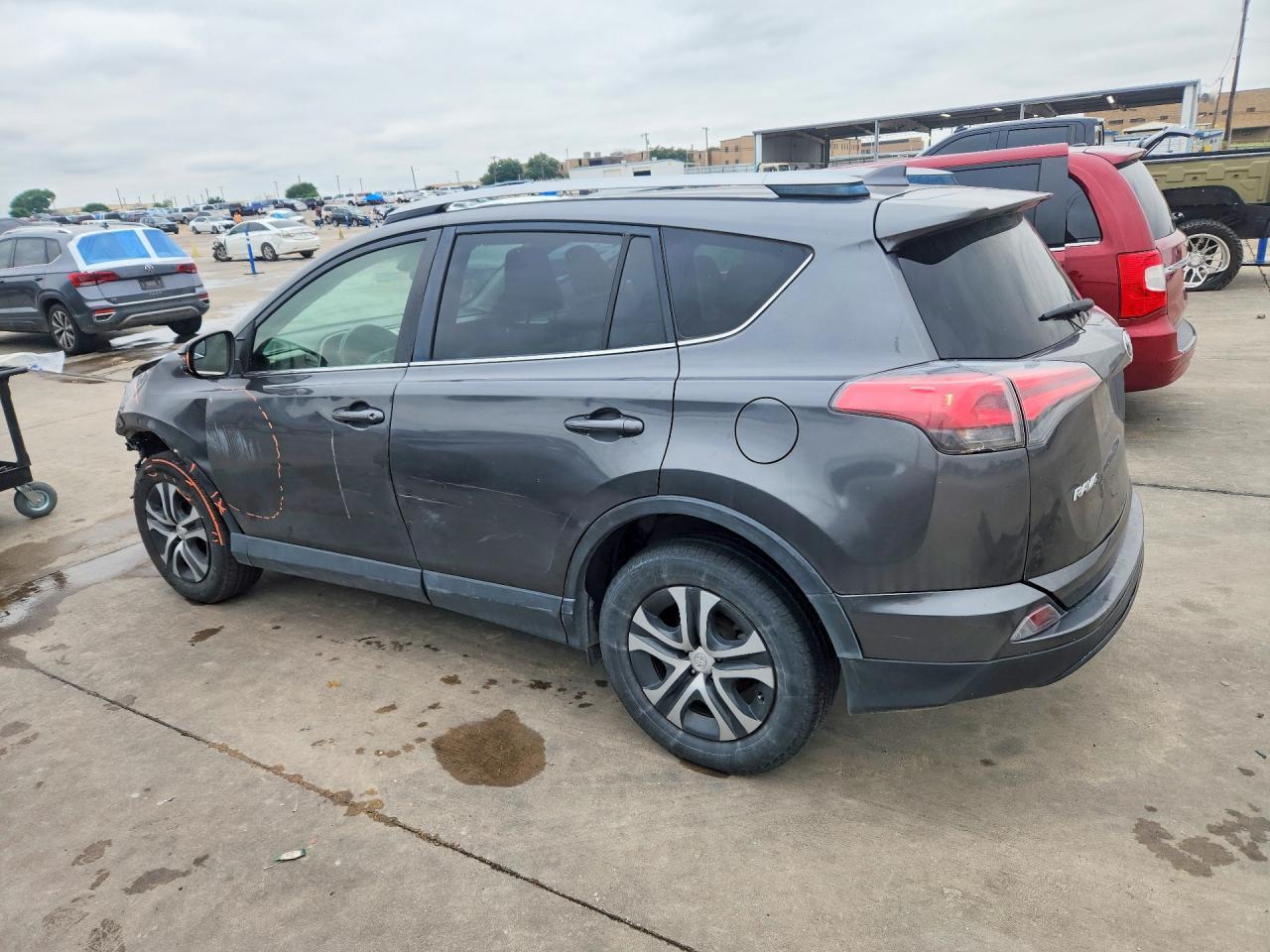 2017 Toyota Rav4 Le - Фото 2