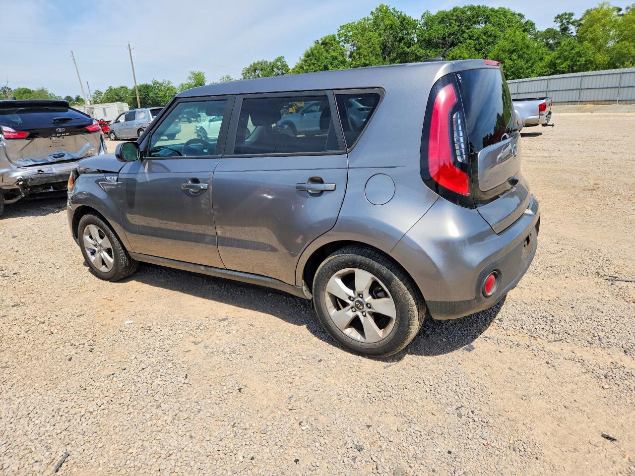 2017 Kia Soul Base - Фото 2