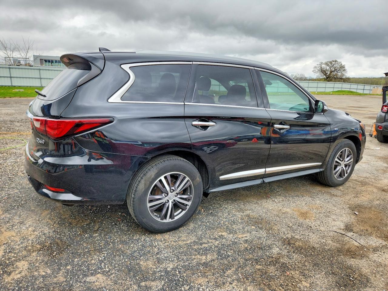 2017 Infiniti Qx60 Base - Фото 3