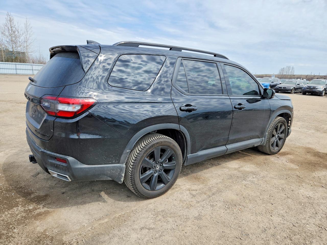 2025 Honda Pilot Black - Image 3