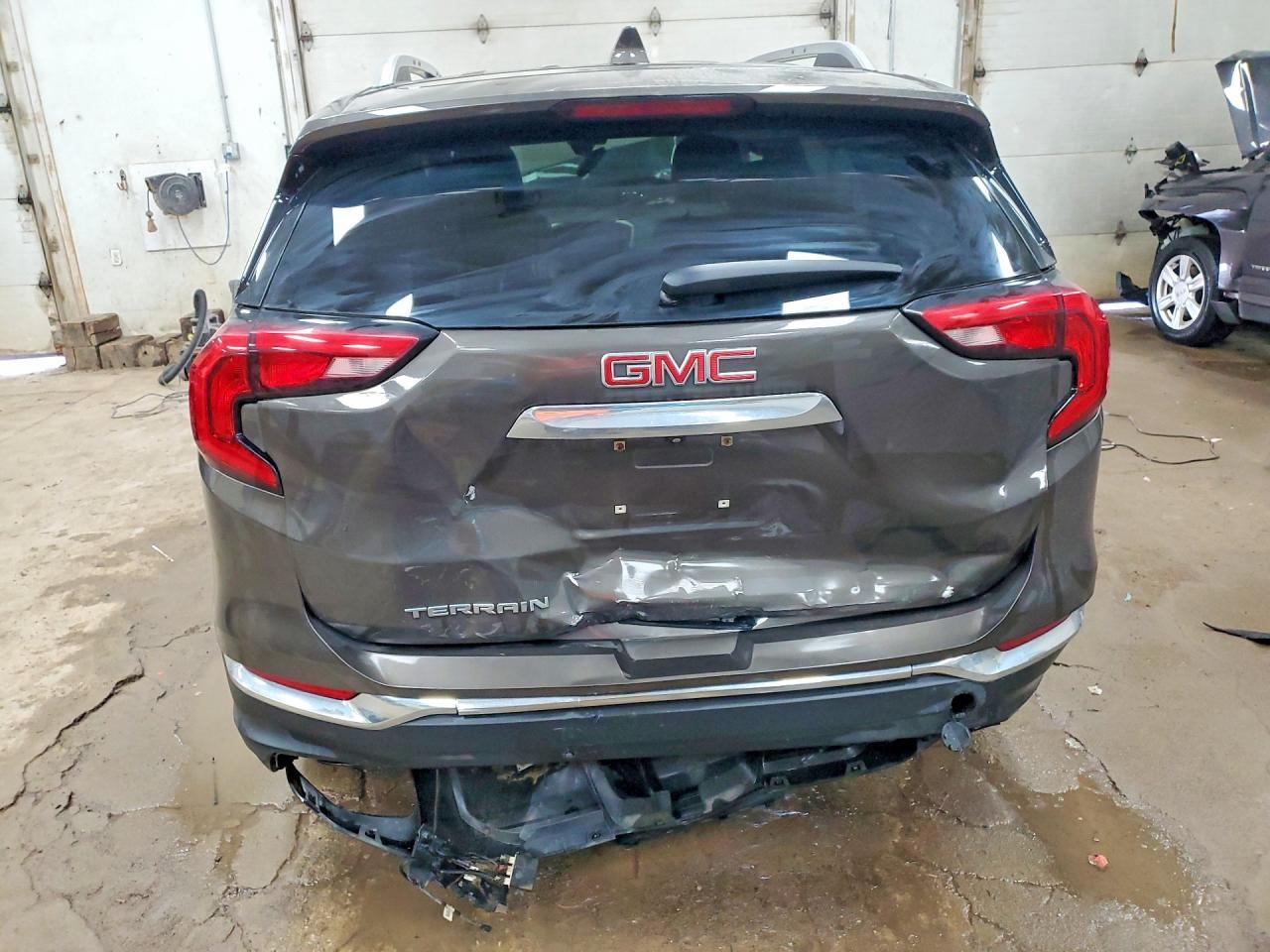 2020 GMC Terrain Slt - Фото 6