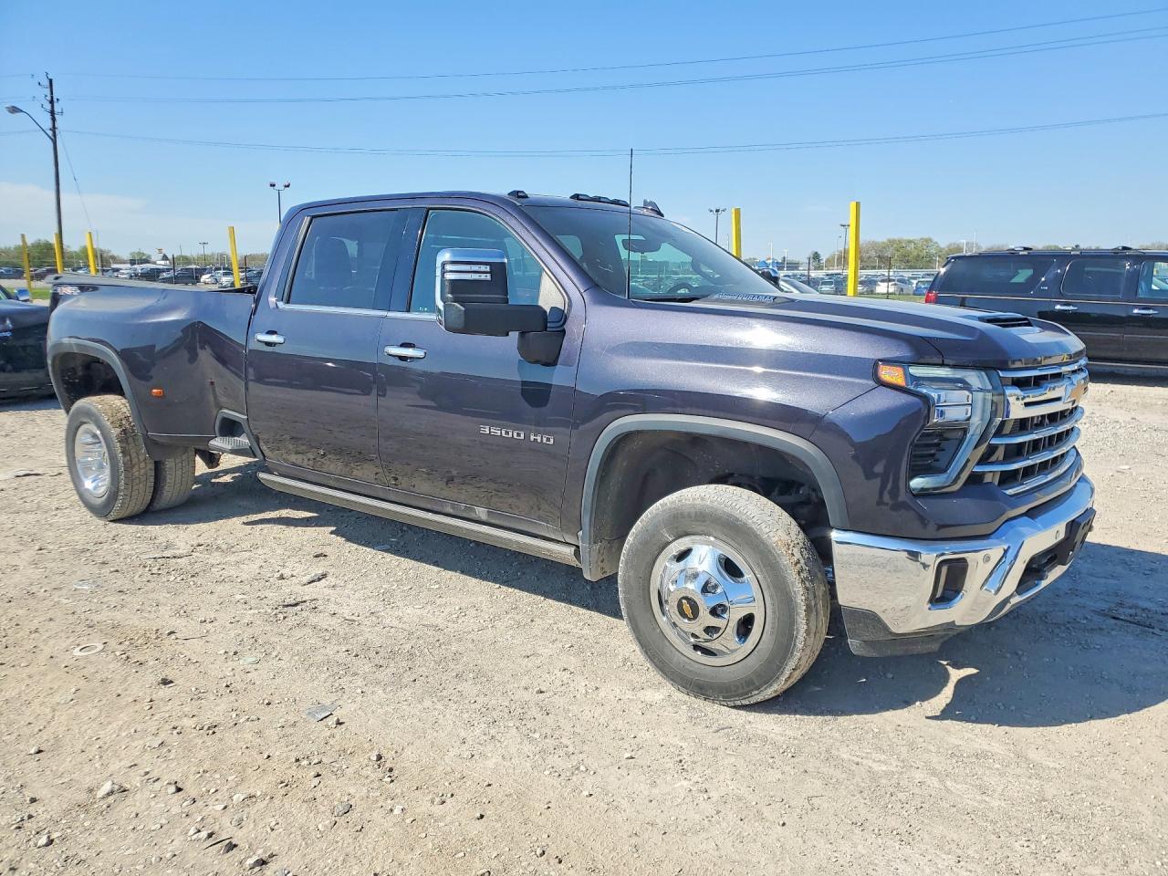 2024 Chevrolet Silverado K3500 Ltz - Фото 4