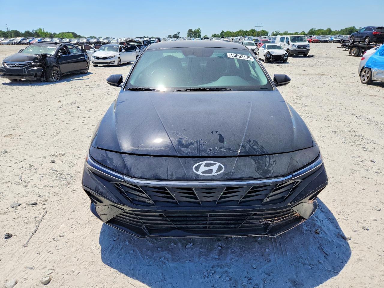 2026 Hyundai Elantra Se - Image 5