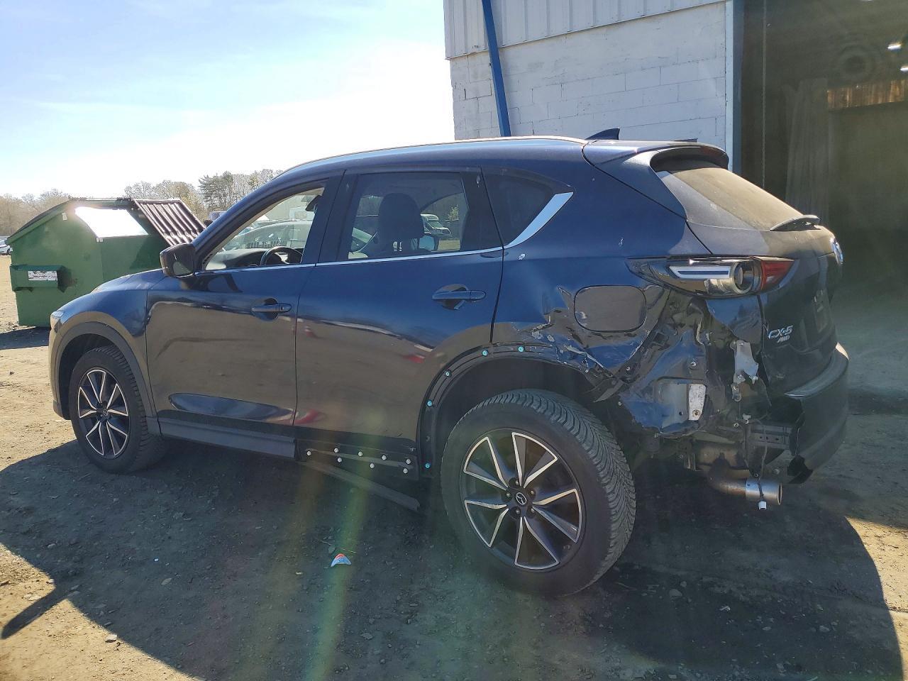 2018 Mazda Cx-5 Grand Touring - Image 2