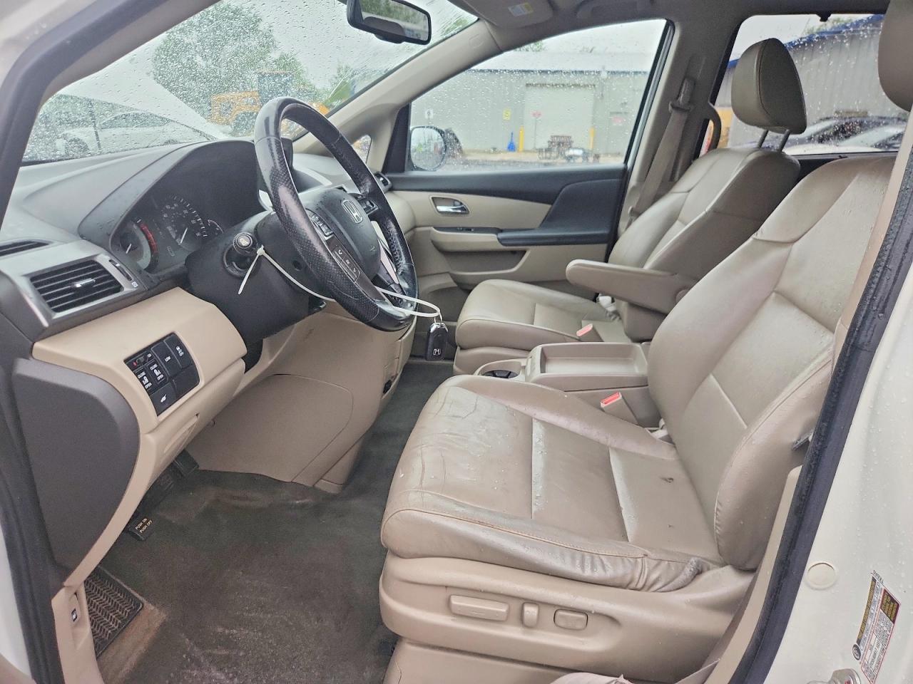 2015 Honda Odyssey - Image 7