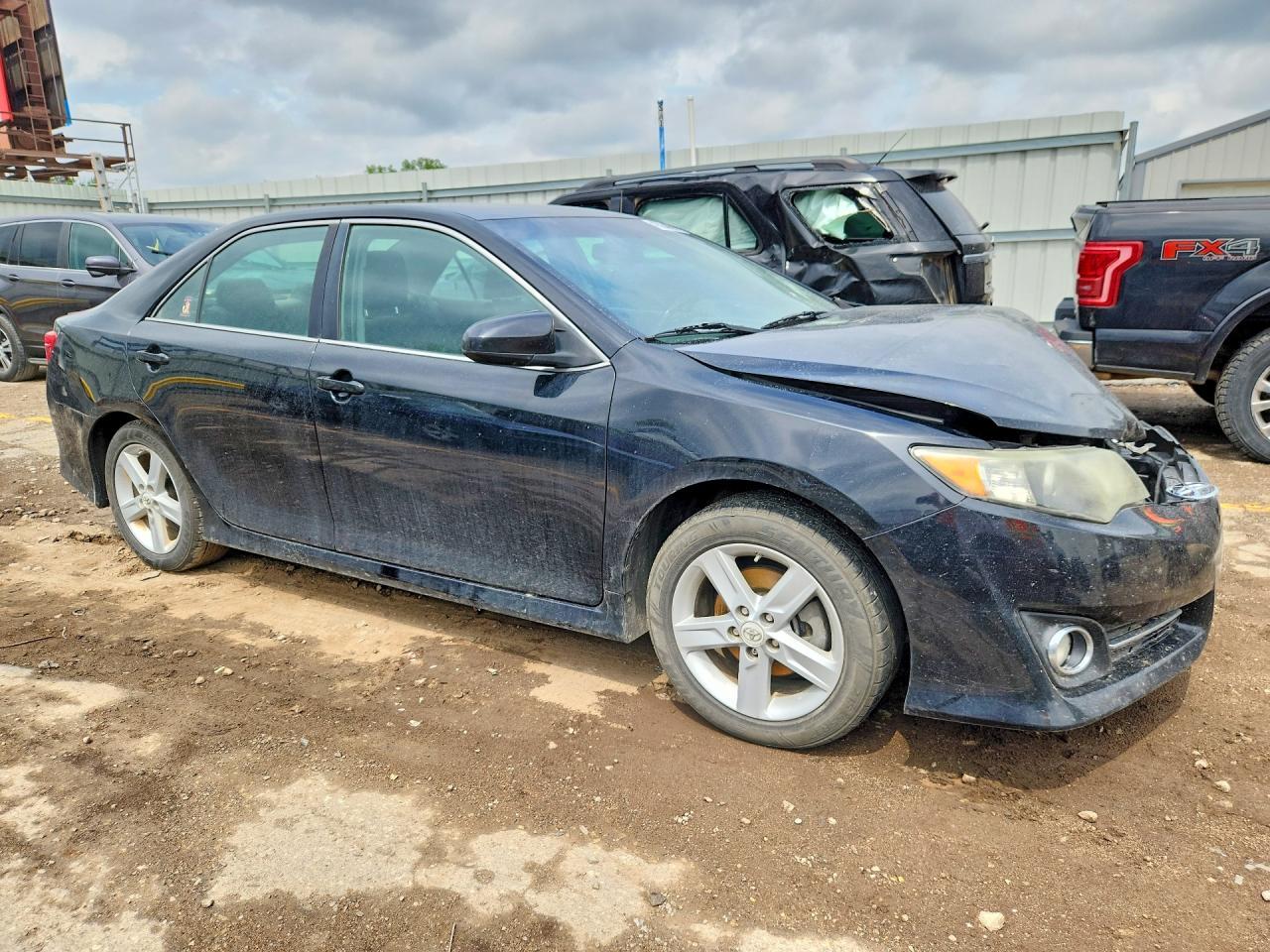 2012 Toyota Camry Se - Image 4