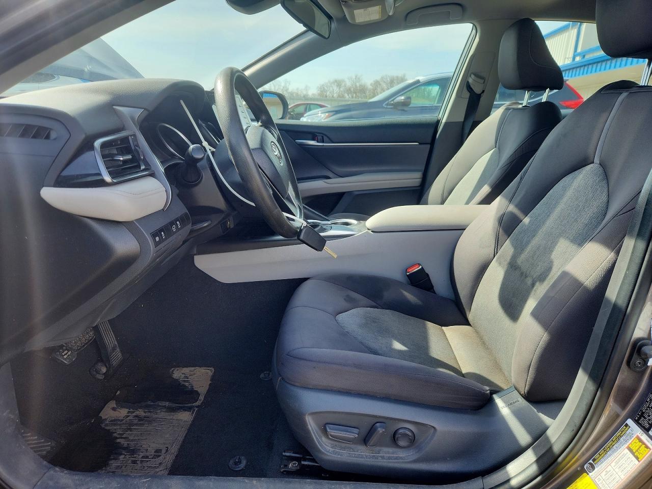 2021 Toyota Camry Le - Image 7