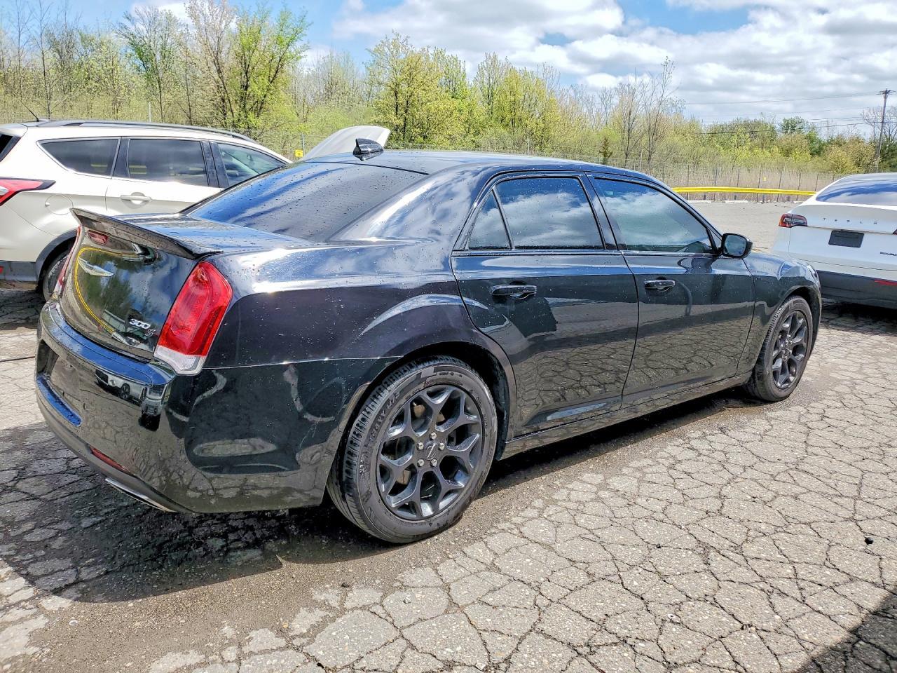2020 Chrysler 300 S - Image 3