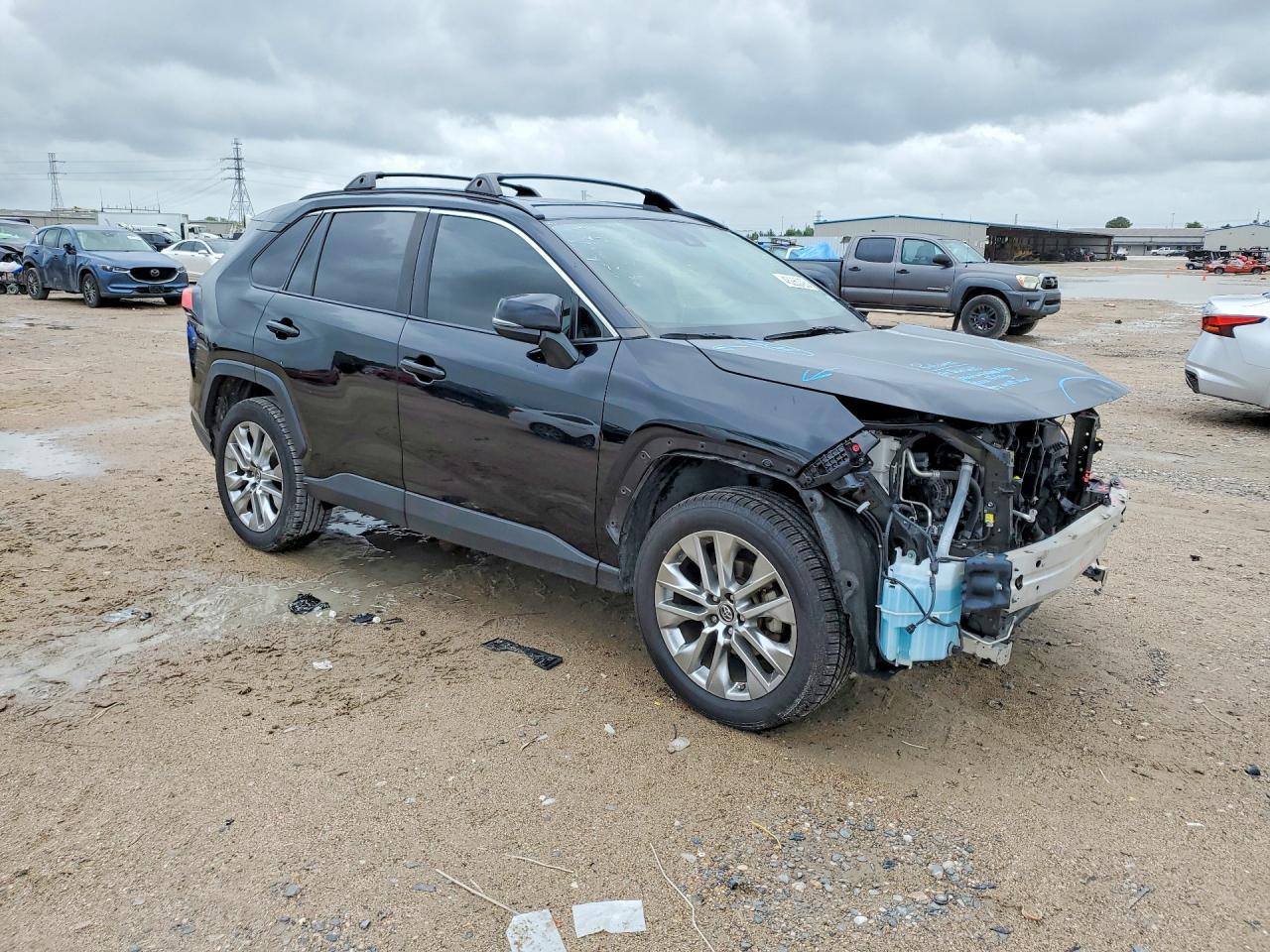 2019 Toyota Rav4 Xle Premium - Image 4