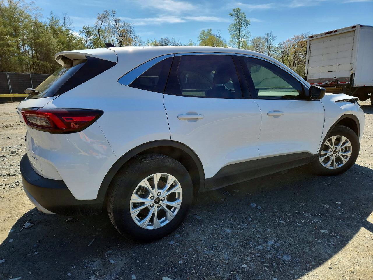 2024 Ford Escape Active - Image 3