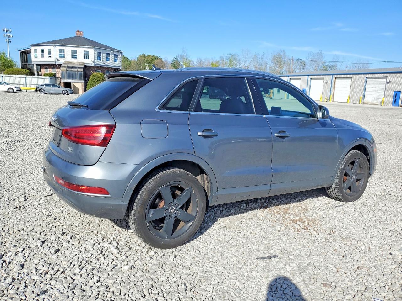 2015 Audi Q3 Premium Plus - Фото 3