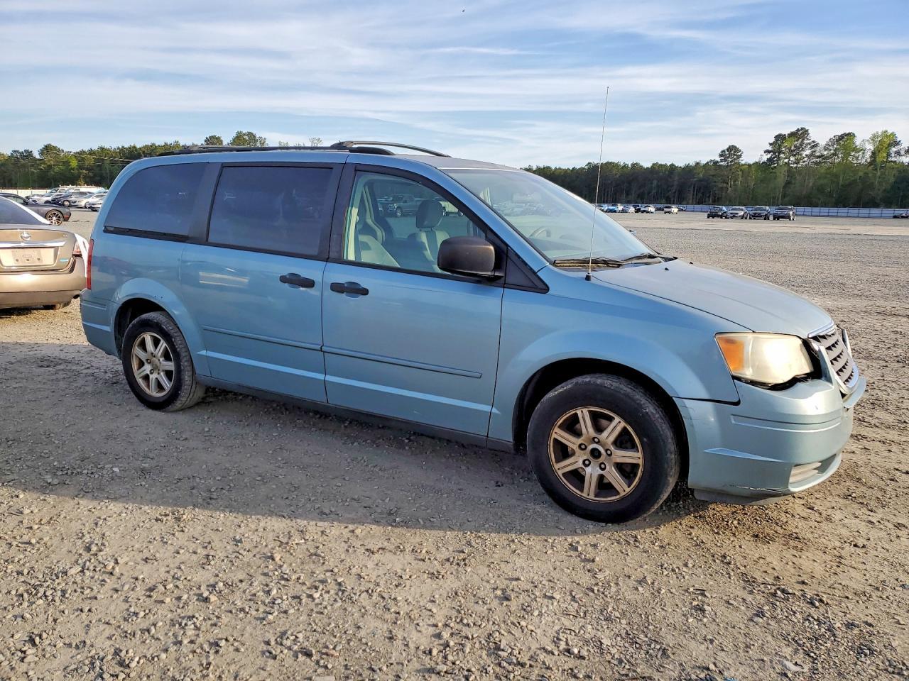 2008 Chrysler Town & Country Lx - Фото 4