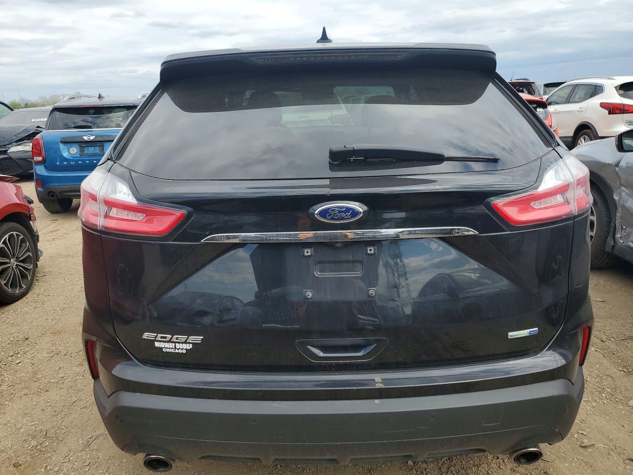 2019 Ford Edge Se - Фото 6