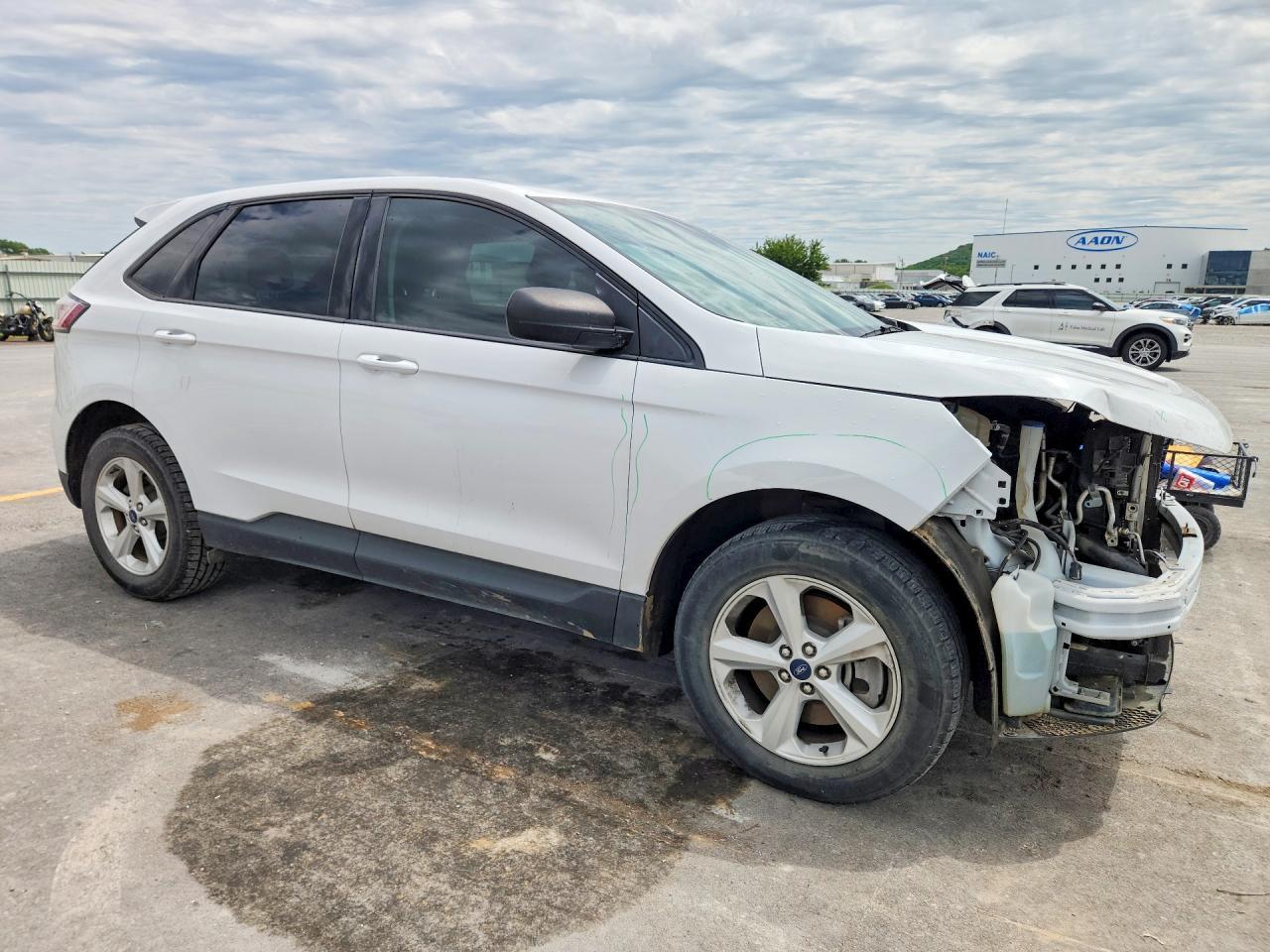 2021 Ford Edge Se - Фото 4