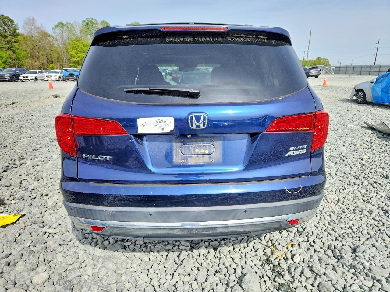2016 Honda Pilot Elite - Фото 6