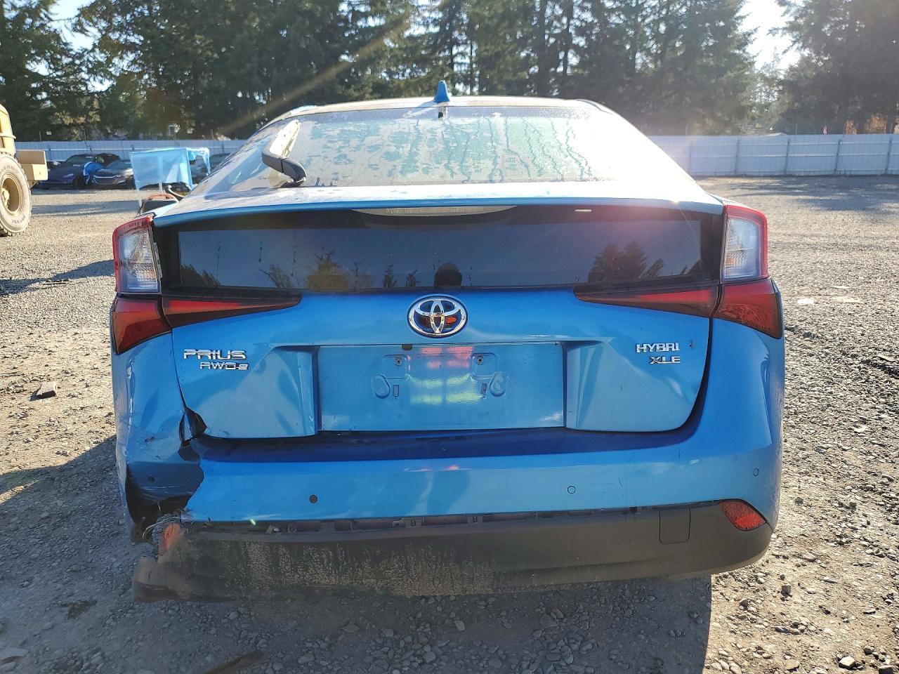 2021 Toyota Prius Xle Awd-E - Фото 6